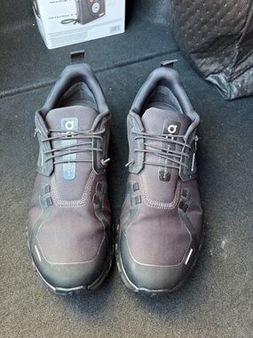 On Cloud Women’s Black Athletic Casual Shoes